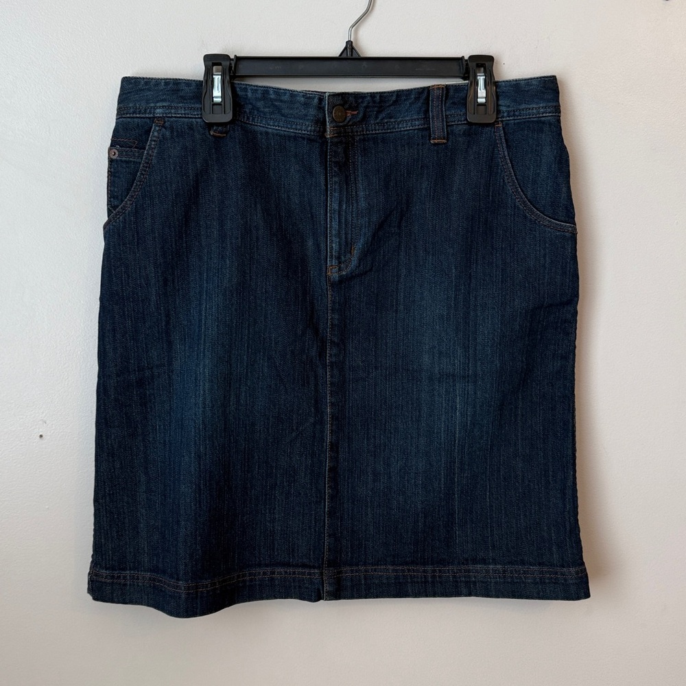 NWT Eddie Bauer Women’s Five Pocket Denim Skirt Size 14